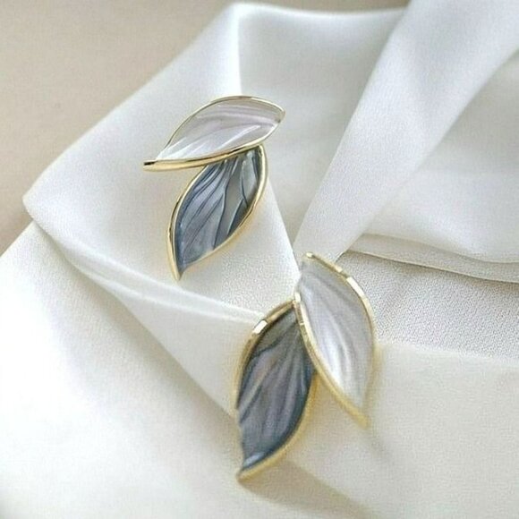 Natalie Elyse Leaf Earrings in Soft Blue and Creamy White on Gold Gift Packaged - Picture 4 of 9